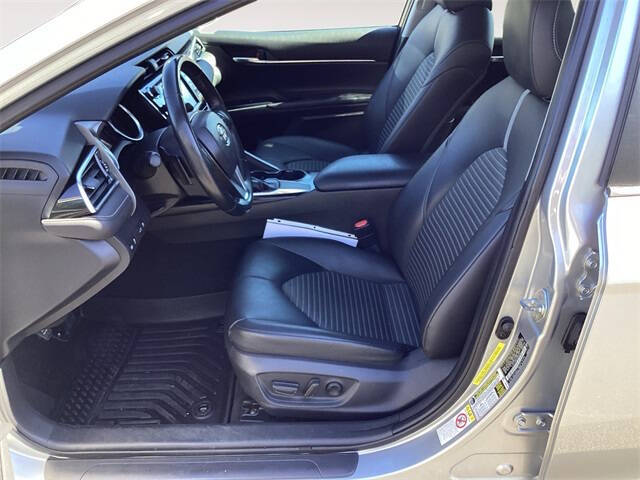 2018 Toyota Camry SE