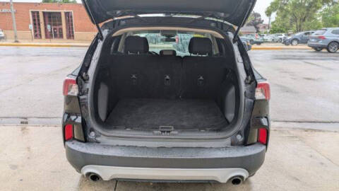 2020 Ford Escape SE