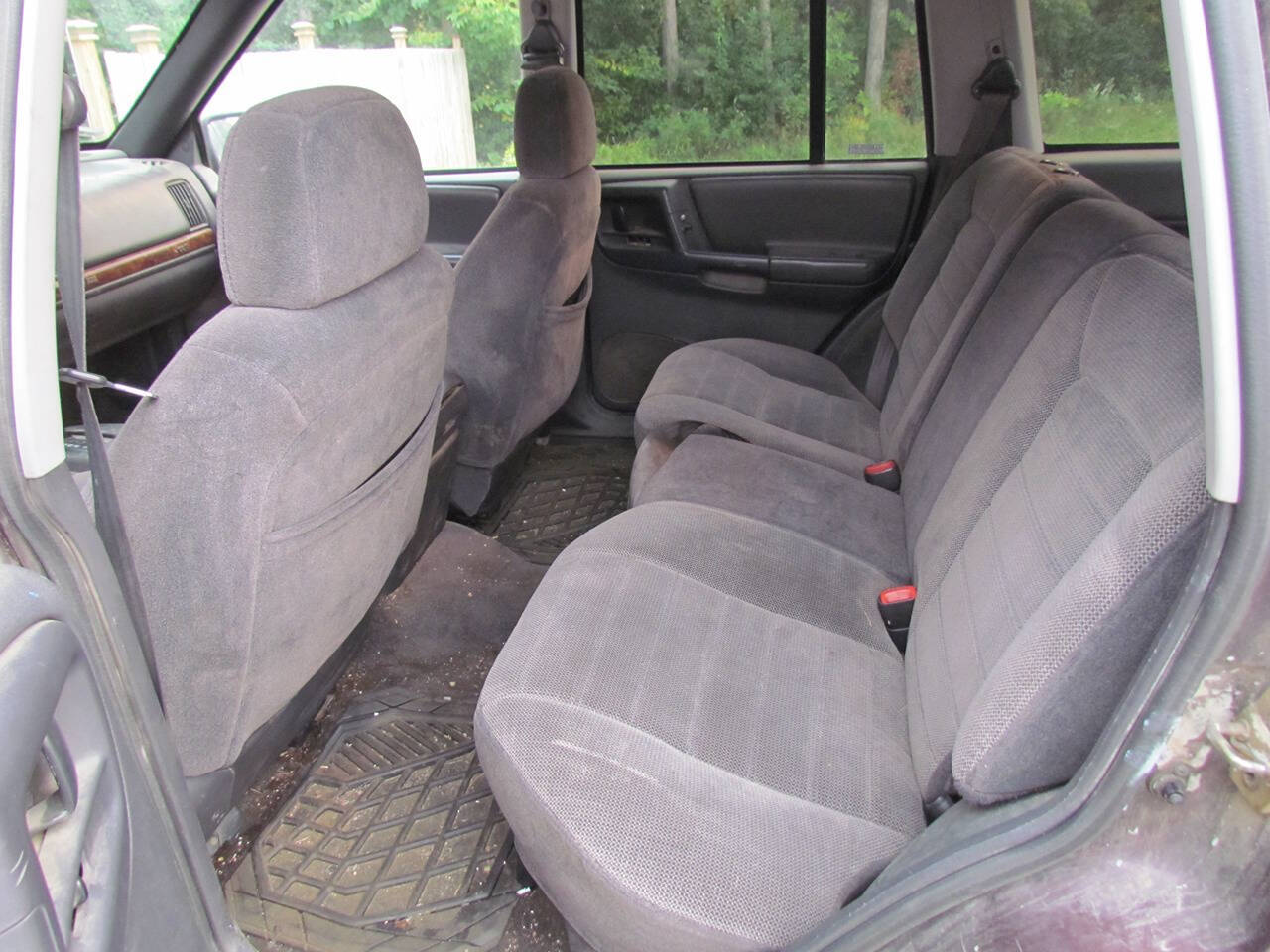 1996 Jeep Grand Cherokee for sale at CAT CREEK AUTO in Menahga, MN