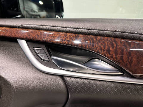 2013 Cadillac XTS Premium Collection