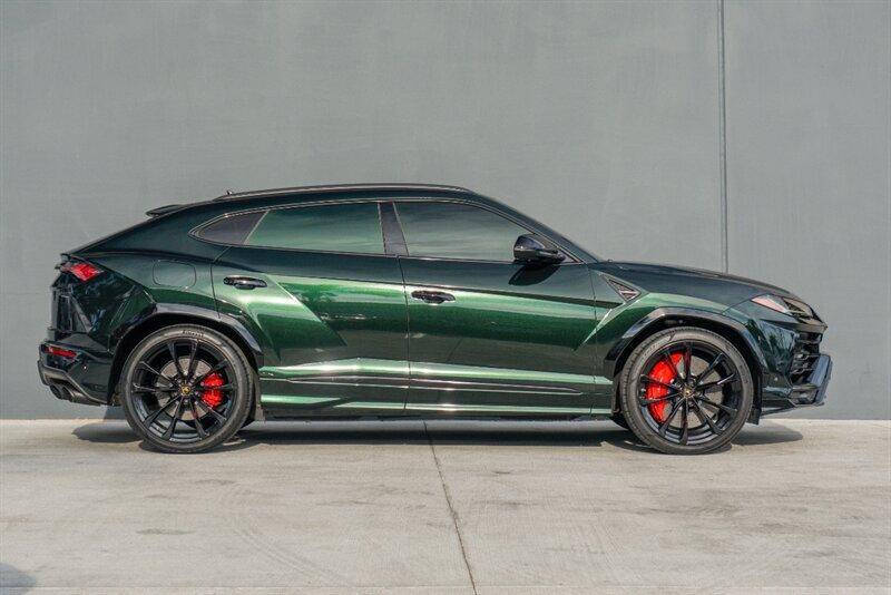 2020 Lamborghini Urus