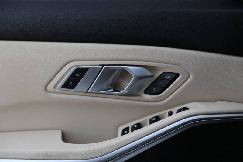 2022 BMW 3 Series 330i