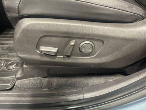 2022 Kia Carnival EX