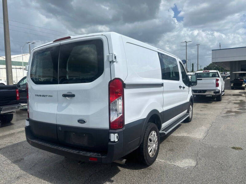 2023 Ford Transit