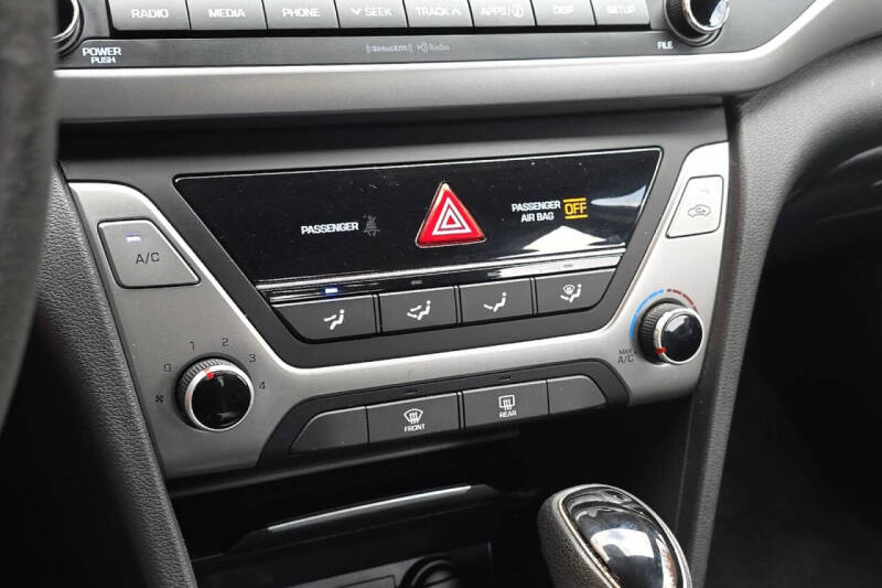 2018 Hyundai Elantra