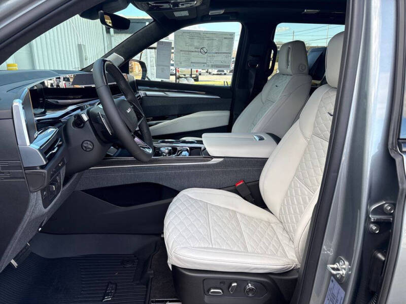 2026 Cadillac Escalade-V