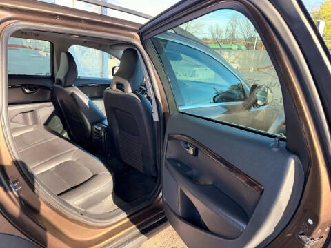 2015 Volvo XC70 T6 Platinum