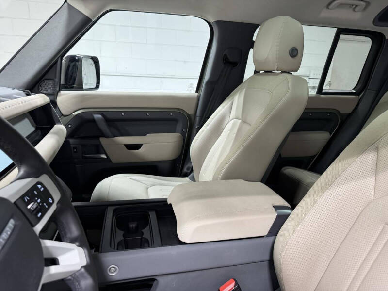 2020 Land Rover Defender 110 S