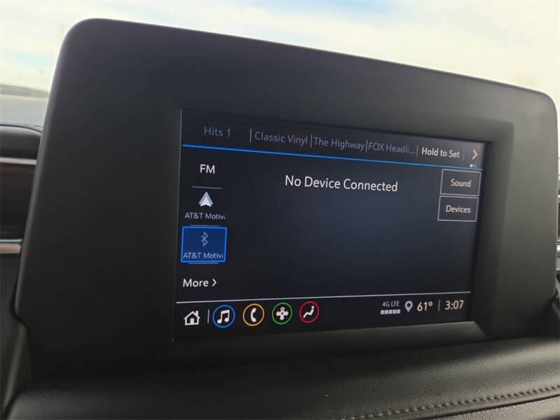 2023 Chevrolet Suburban LS