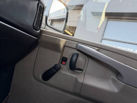 2012 GMC Savana 2500