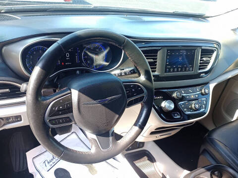 2020 Chrysler Pacifica Touring L