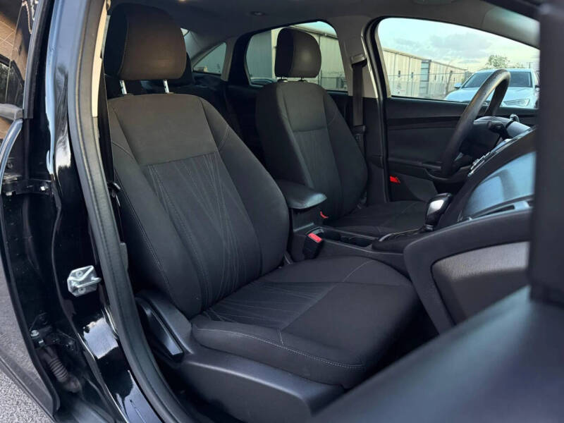 2017 Ford Focus SEL