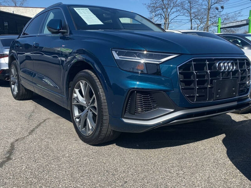 2020 Audi Q8 quattro Premium Plus 55 TFSI