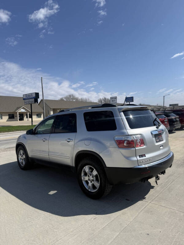 2011 GMC Acadia SLE