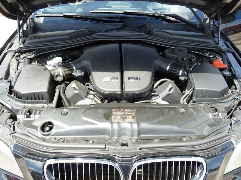 2006 BMW M5  - $18,900