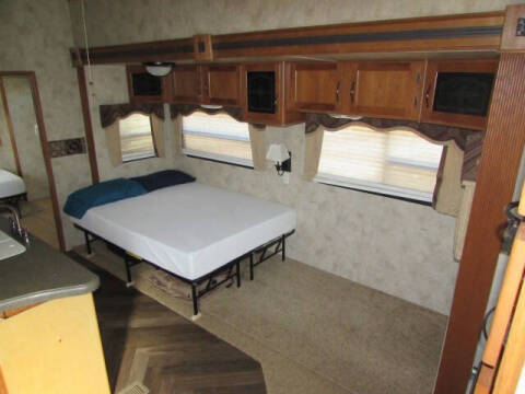 2011 Keystone RV MONTANA MO