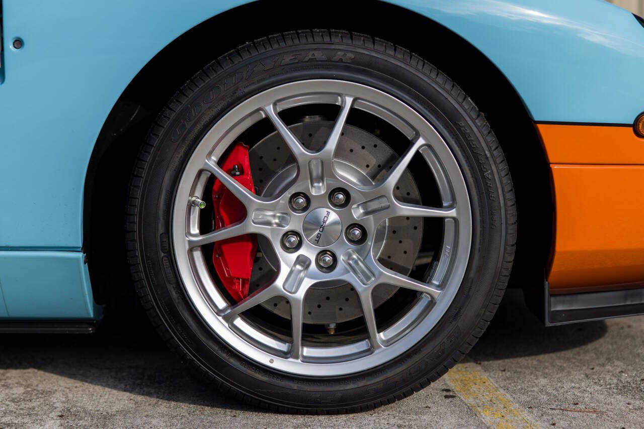 2006 Ford GT 15