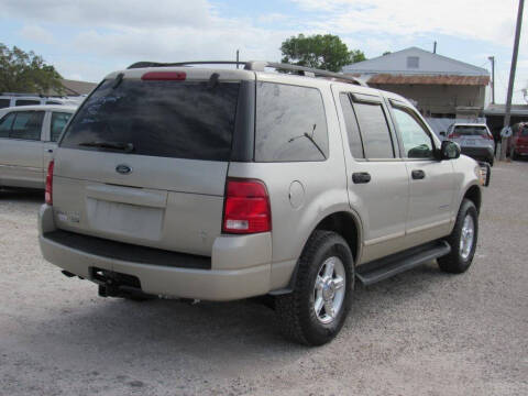 2004 Ford Explorer XLT