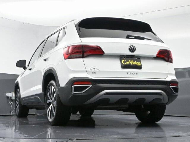 2024 Volkswagen Taos SE
