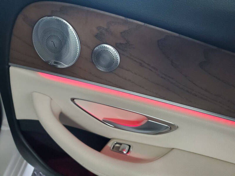 2017 Mercedes-Benz E-Class E 300 4MATIC