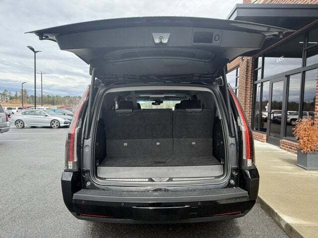 2018 Cadillac Escalade Luxury