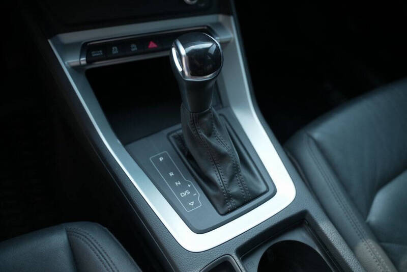 2021 Audi Q3 quattro S line Premium 45 TFSI