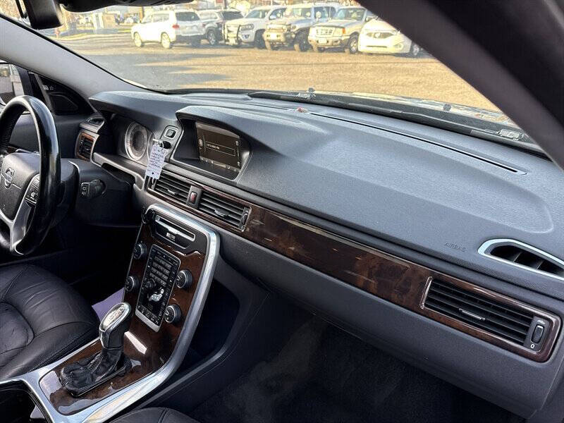 2013 Volvo XC70 T6 Premier Plus