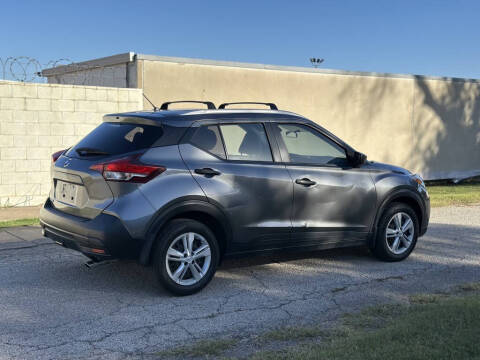 2019 Nissan Kicks SV