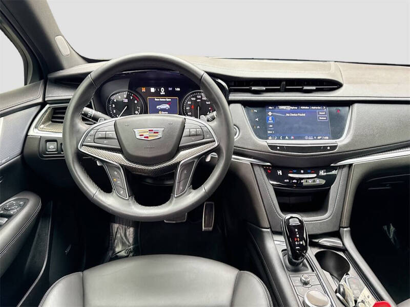 2022 Cadillac XT5 Sport