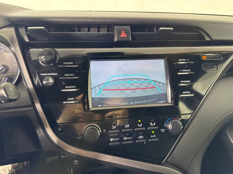 2019 Toyota Camry LE