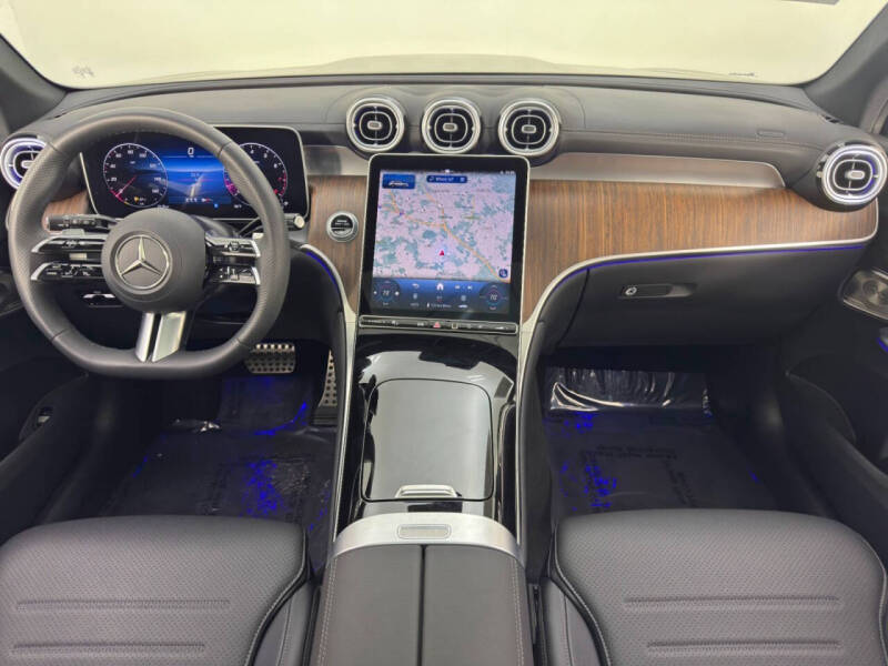 2025 Mercedes-Benz GLC GLC 300