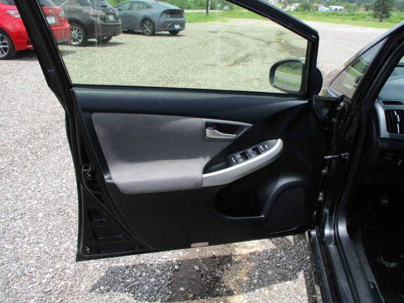 2014 Toyota Prius Two
