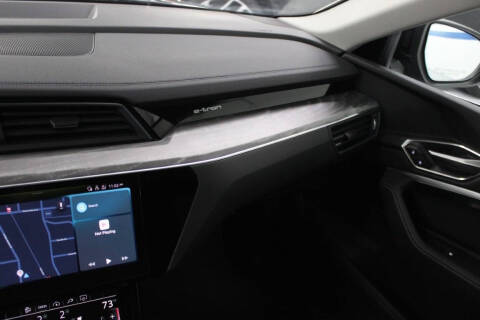 2024 Audi Q8 e-tron quattro Premium