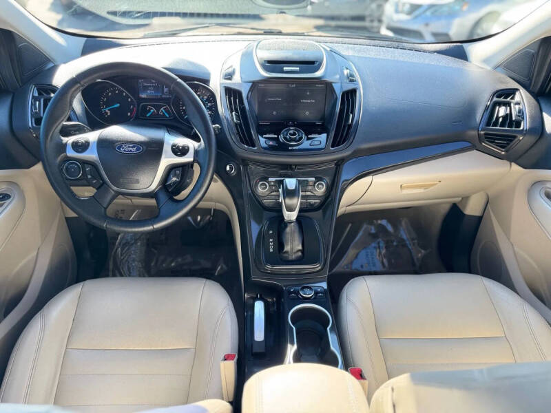 2014 Ford Escape Titanium