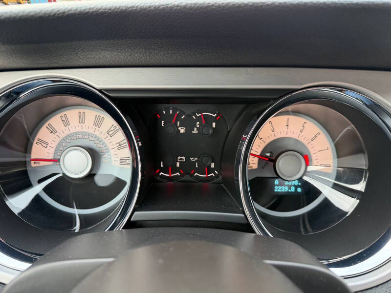 2012 Ford Mustang V6 Premium