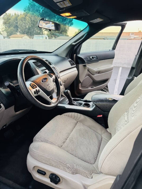 2015 Ford Explorer