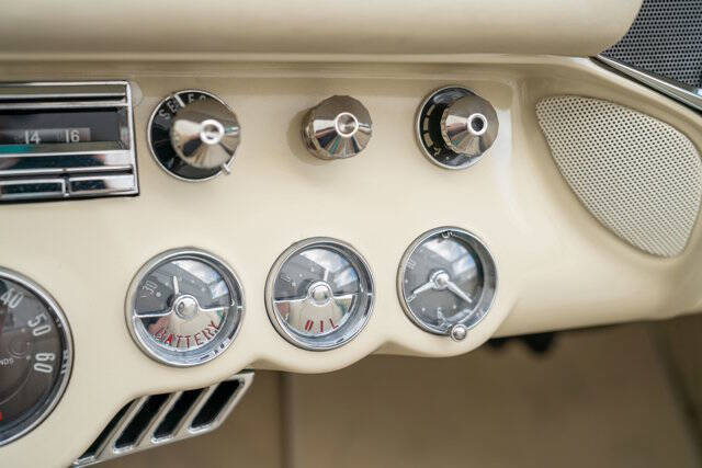 1957 Chevrolet Corvette 17