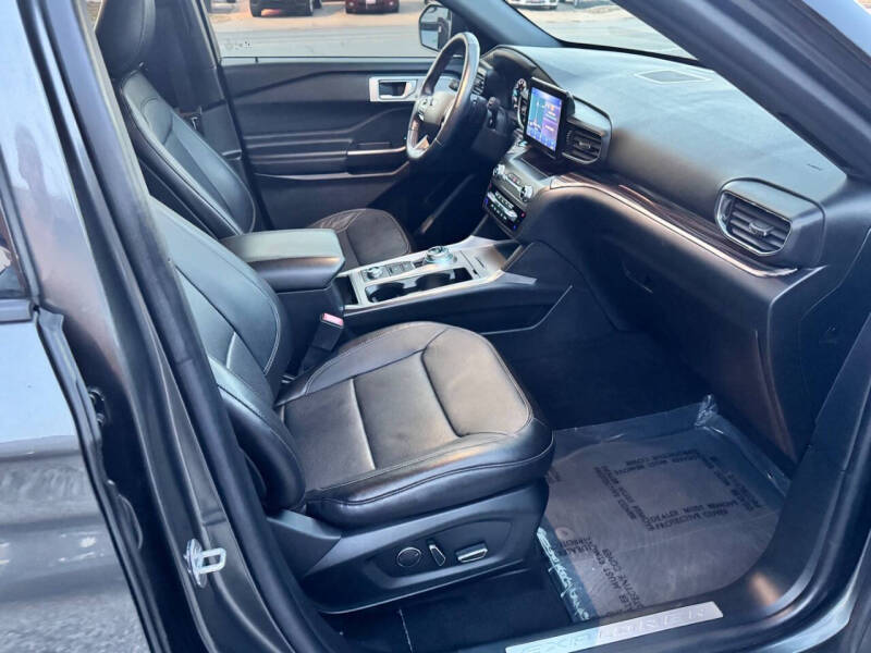 2020 Ford Explorer Limited