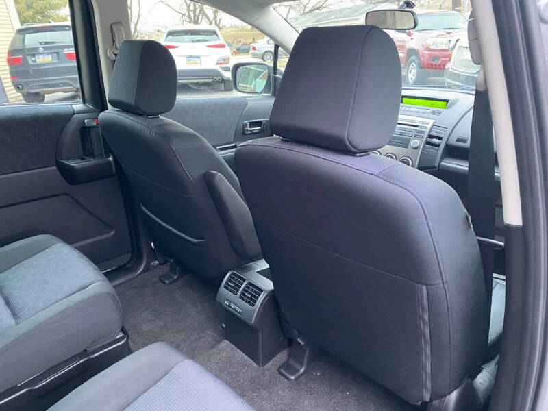 2010 Mazda MAZDA5 Sport