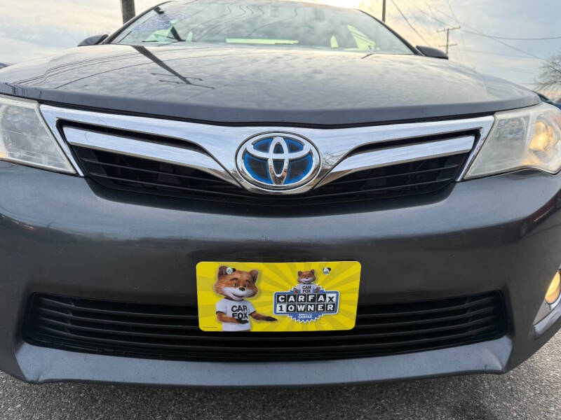 2012 Toyota Camry Hybrid XLE