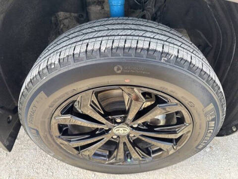 2023 Toyota RAV4 Hybrid SE