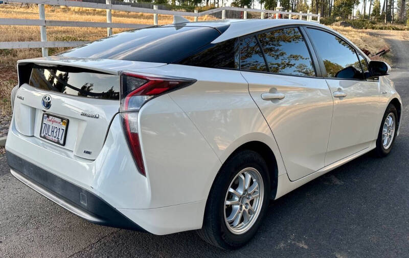 2016 Toyota Prius Two Eco
