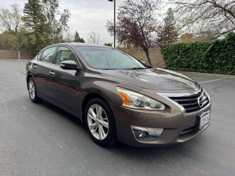2013 Nissan Altima for sale at City Zone Motors in Sacramento CA