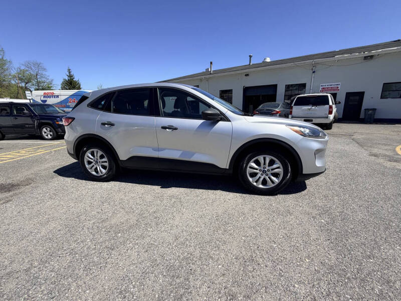 2020 Ford Escape S