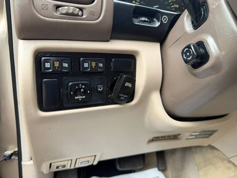 1999 Lexus LX 470