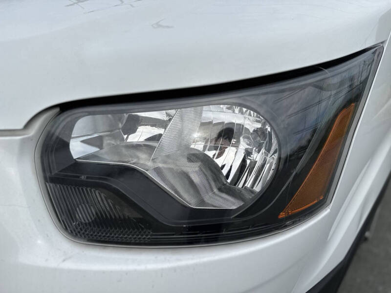 2023 Ford Transit 250