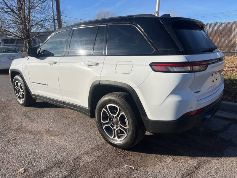 2022 Jeep Grand Cherokee Trailhawk 4xe