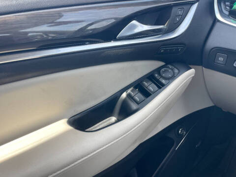 2023 Buick Enclave Premium