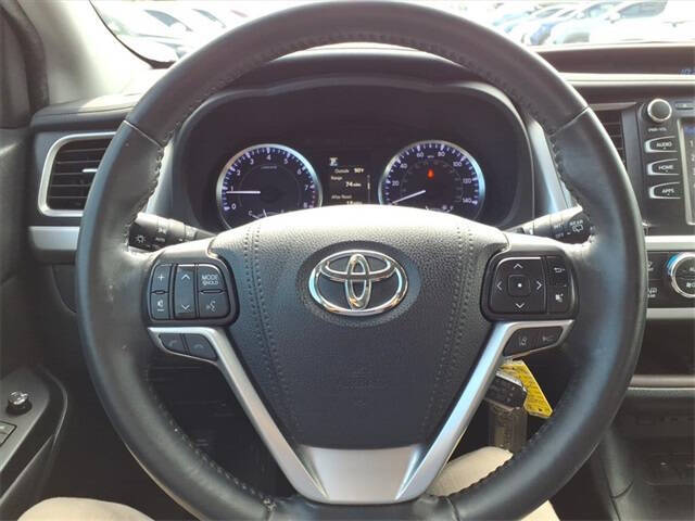 2019 Toyota Highlander LE Plus