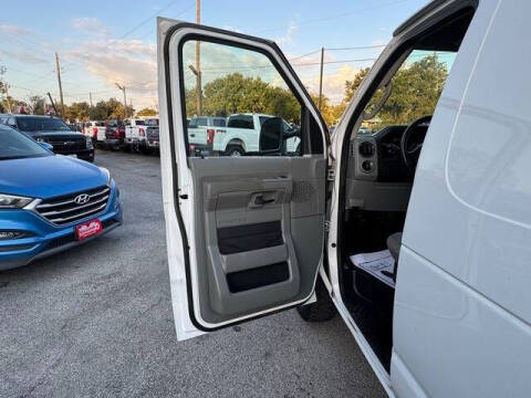 2013 Ford E-Series E-250